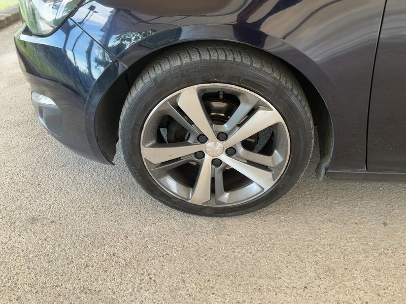 Peugeot 308 1.6 Blue-HDi Allure 2016 – снимка на щета