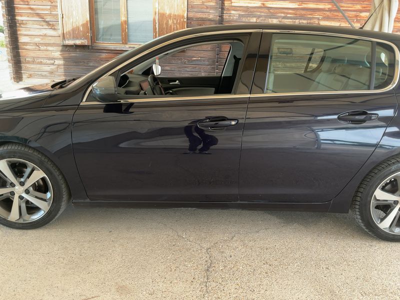 Peugeot 308 1.6 Blue-HDi Allure 2016 – снимка на щета