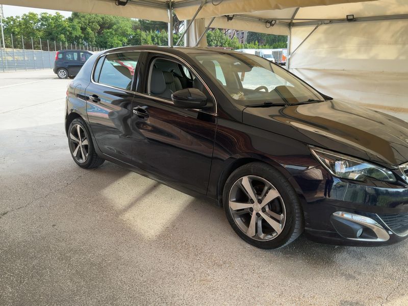 Peugeot 308 1.6 Blue-HDi Allure 2016 – снимка на щета