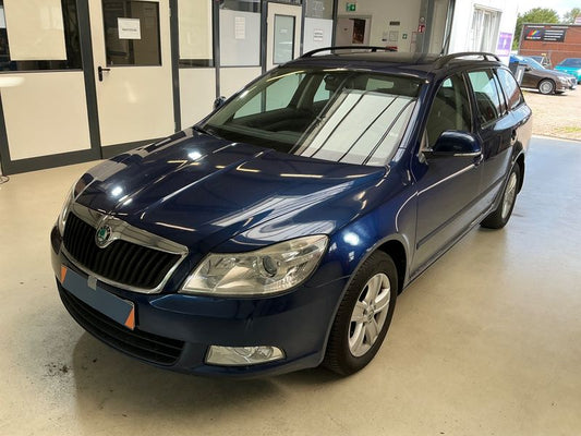 Skoda Octavia 1.4 TSI Ambiente 2011 – снимка 1