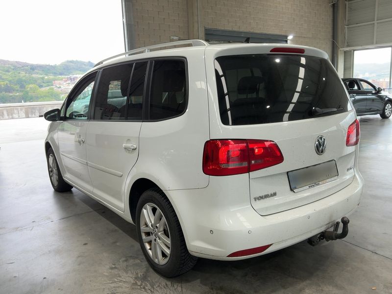 Volkswagen Touran 2.0 TDI Advance 2014 – снимка 3