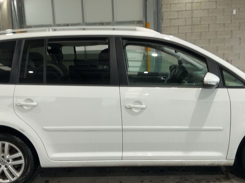 Volkswagen Touran 2.0 TDI Advance 2014 – снимка 7