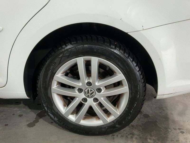 Volkswagen Touran 2.0 TDI Advance 2014 – снимка 5