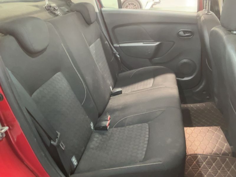 Dacia Logan 1.5 dCi Laureate 2016 – снимка 19