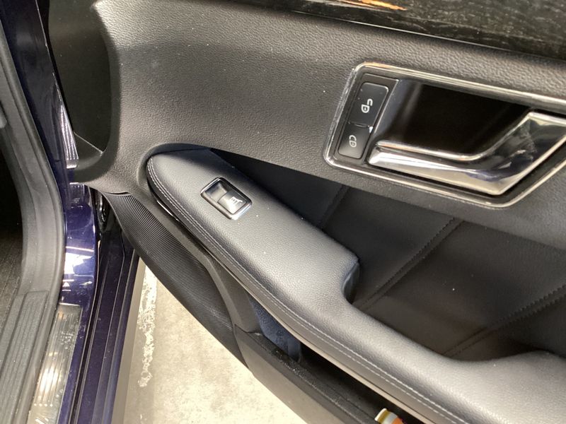 Mercedes-Benz E-Klasse E 250 CDI BlueEfficiency Avantgarde 2011 – снимка 34