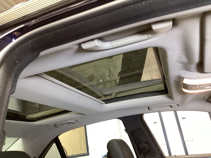 Mercedes-Benz E-Klasse E 250 CDI BlueEfficiency Avantgarde 2011 – снимка 38