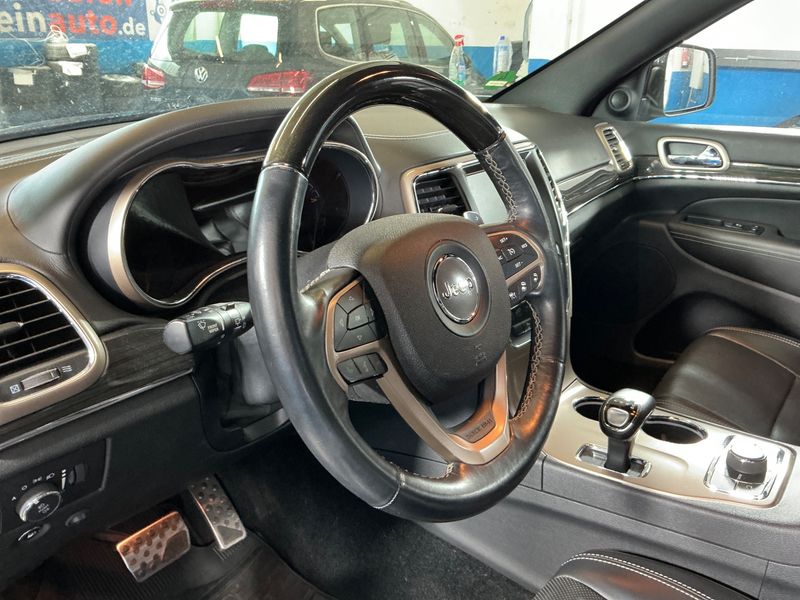 Jeep Grand Cherokee 3.0 CRD Overland 2014 – снимка 28