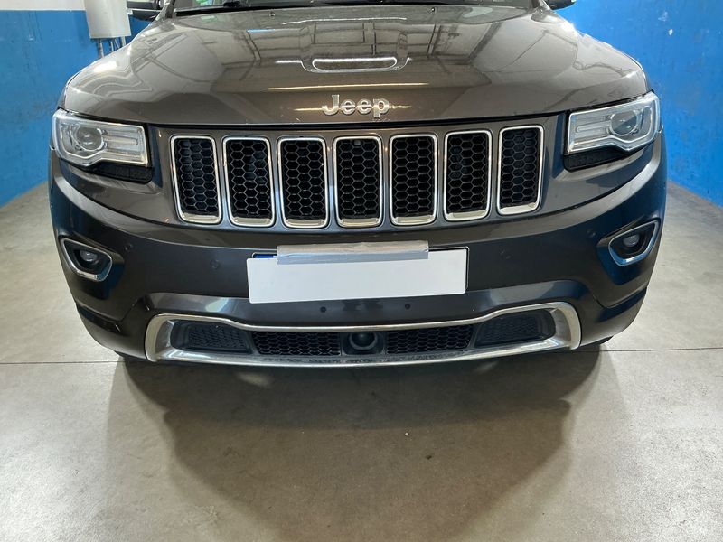 Jeep Grand Cherokee 3.0 CRD Overland 2014 – снимка 36