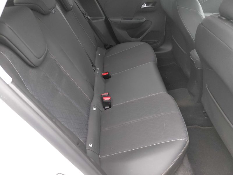 Opel Corsa 1.2 Turbo Elegance 2023 – снимка 14