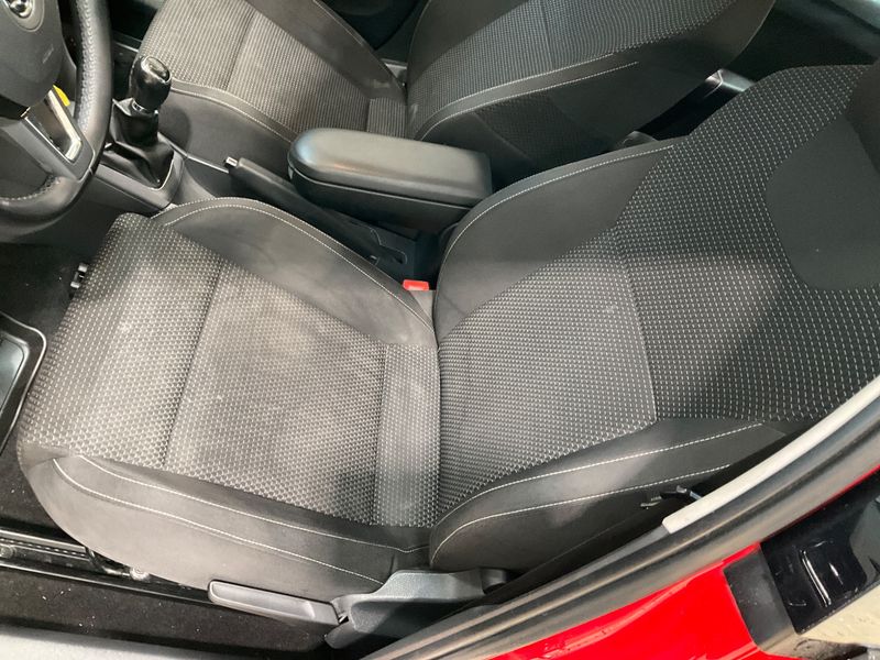 Skoda Rapid Spaceback 1.2 TSI Elegance 2014 – снимка 33