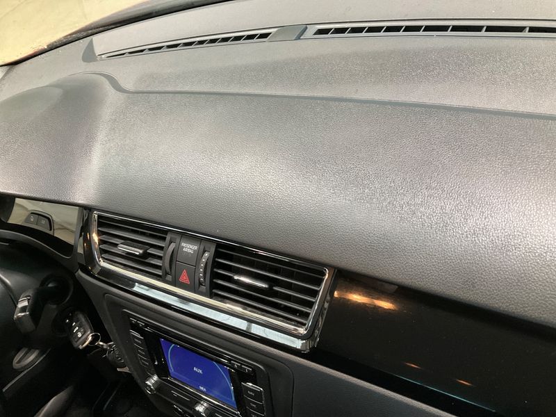 Skoda Rapid Spaceback 1.2 TSI Elegance 2014 – снимка 31