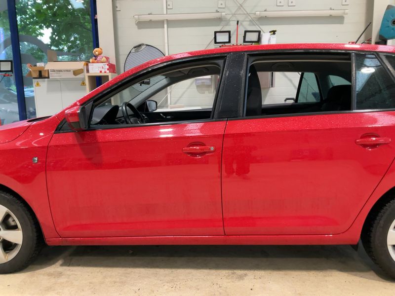 Skoda Rapid Spaceback 1.2 TSI Elegance 2014 – снимка 4