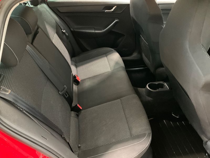 Skoda Rapid Spaceback 1.2 TSI Elegance 2014 – снимка 27