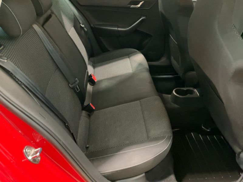 Skoda Rapid Spaceback 1.2 TSI Elegance 2014 – снимка 19