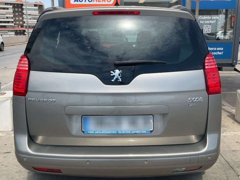 Peugeot 5008 1.6 HDi Allure 2012 – снимка 7