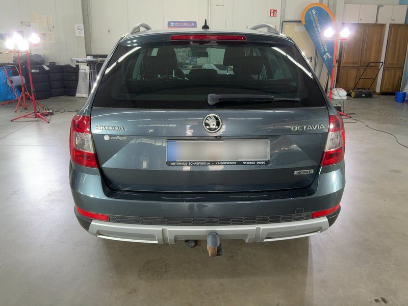 Skoda Octavia 2.0 TDI Scout 4x4 2015 – снимка 7
