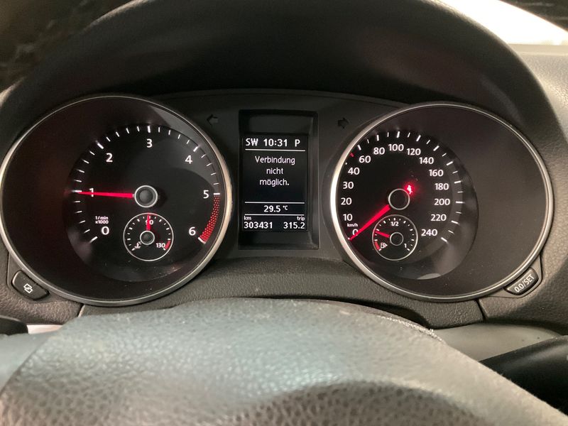 Volkswagen Golf VI 2.0 TDI Highline 2011 – снимка 4