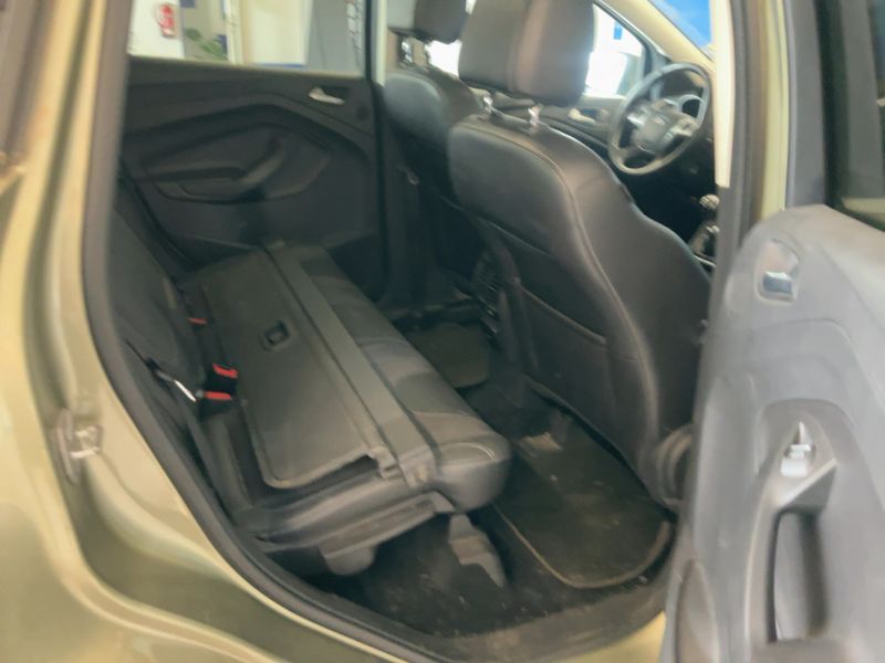 Ford Kuga 1.6 EcoBoost Titanium 2014 – снимка 20