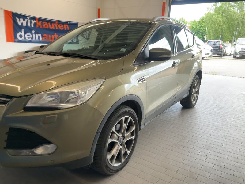 Ford Kuga 1.6 EcoBoost Titanium 2014 – снимка 2