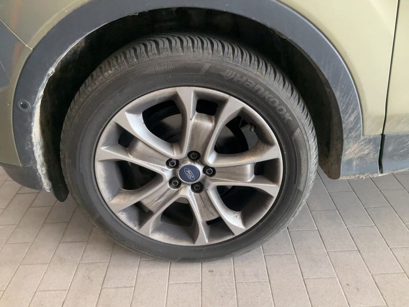 Ford Kuga 1.6 EcoBoost Titanium 2014 – снимка 3