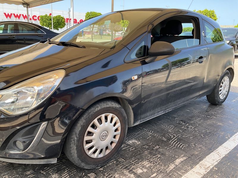 Opel Corsa 1.2 Essentia 2011 – снимка 1