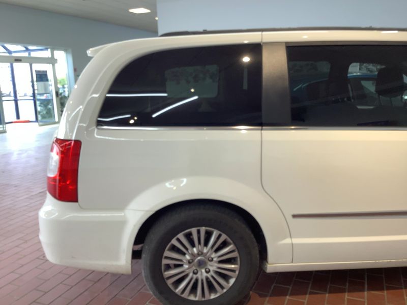 Lancia Voyager 2.8 JTDM Gold 2012 – снимка 8