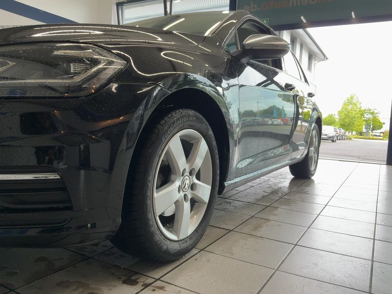 Volkswagen Golf VII 1.0 TSI Comfortline BlueMotion Tech 2018 – снимка 2