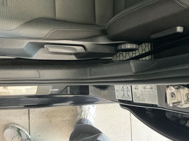 Volkswagen Golf VII 1.0 TSI Comfortline BlueMotion Tech 2018 – снимка 26