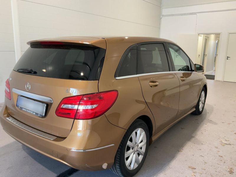 Mercedes-Benz B-Klasse B 200 CDI Standard 2012 – снимка 8