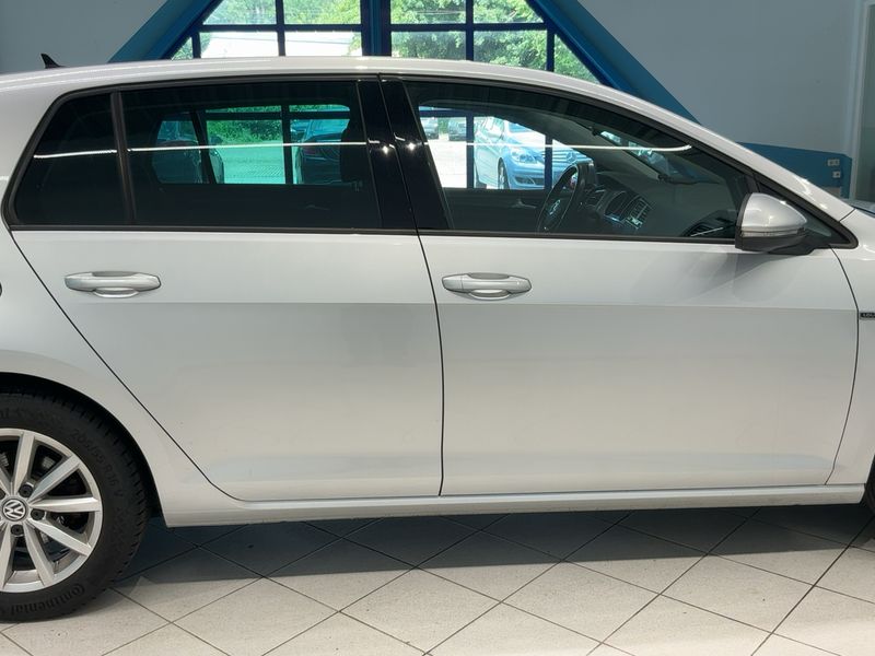 Volkswagen Golf VII 2.0 TDI Lounge BlueMotion Tech 2015 – снимка 10