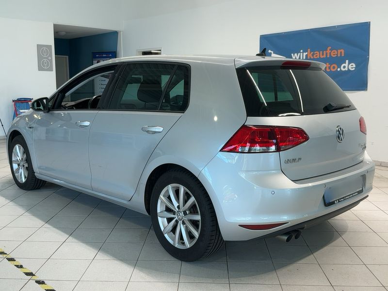 Volkswagen Golf VII 2.0 TDI Lounge BlueMotion Tech 2015 – снимка 6