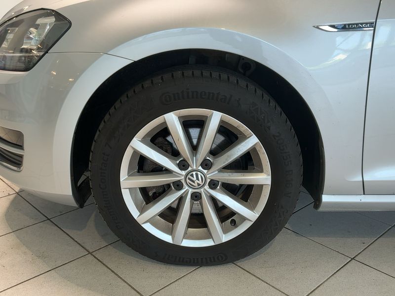 Volkswagen Golf VII 2.0 TDI Lounge BlueMotion Tech 2015 – снимка 3