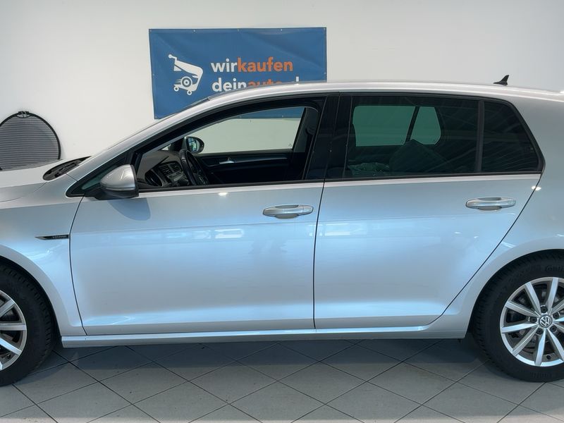 Volkswagen Golf VII 2.0 TDI Lounge BlueMotion Tech 2015 – снимка 4
