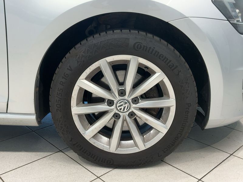 Volkswagen Golf VII 2.0 TDI Lounge BlueMotion Tech 2015 – снимка 11