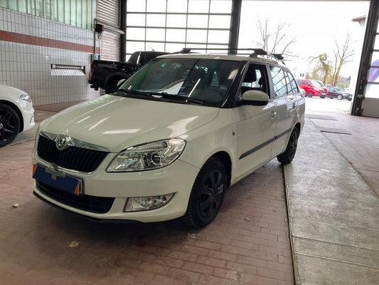 Skoda Fabia 1.2 TSI Ambition 2012 – снимка 1