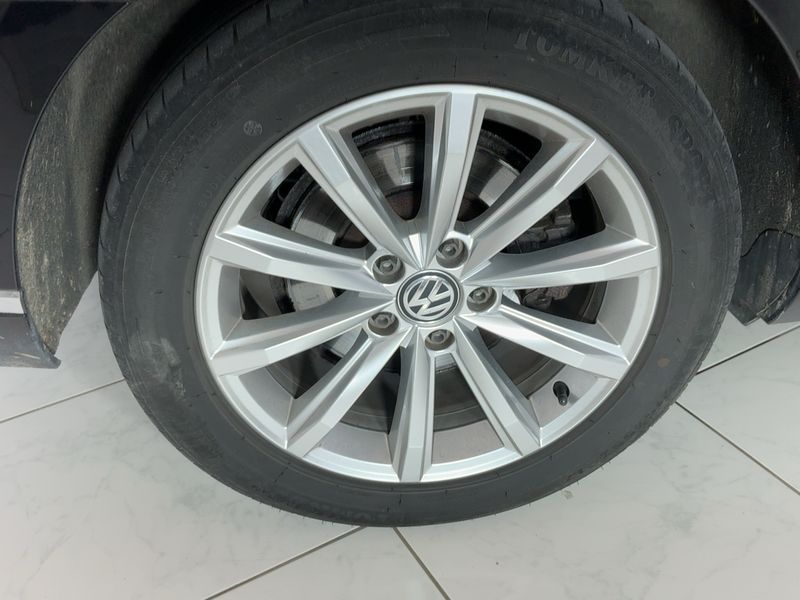 Volkswagen Passat 2.0 TDI Highline 4Motion BlueMotion Tech 2015 – снимка 9