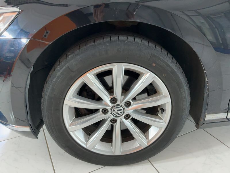Volkswagen Passat 2.0 TDI Highline 4Motion BlueMotion Tech 2015 – снимка 3