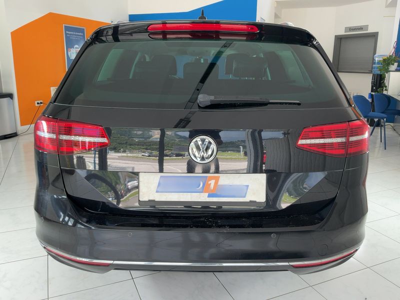 Volkswagen Passat 2.0 TDI Highline 4Motion BlueMotion Tech 2015 – снимка 7