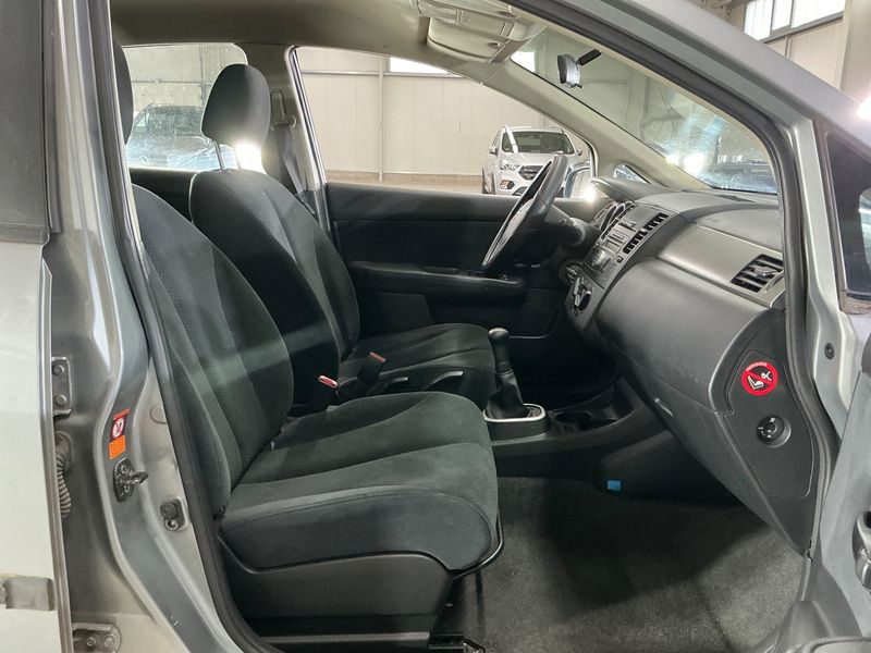 Nissan Tiida 1.6 Visia 2010 – снимка 3
