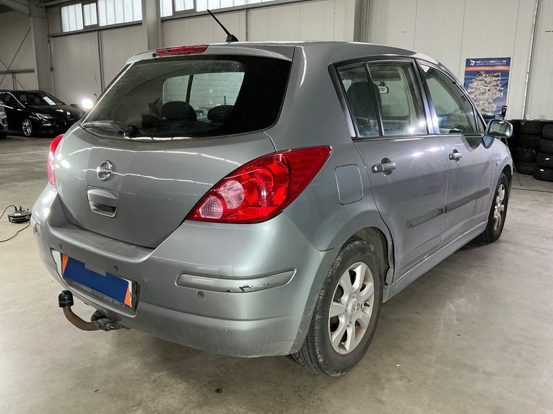 Nissan Tiida 1.6 Visia 2010 – снимка 2