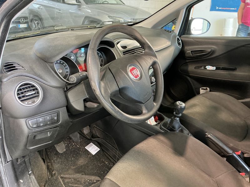Fiat Punto 1.4 Easy Power LPG Street 2016 – снимка 23