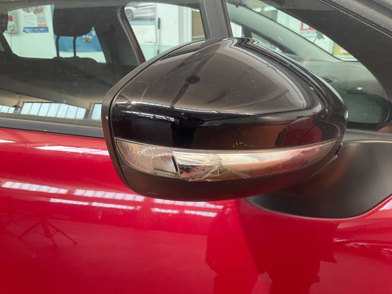 Citroen C3 1.2 PureTech Feel 2018 – снимка 23