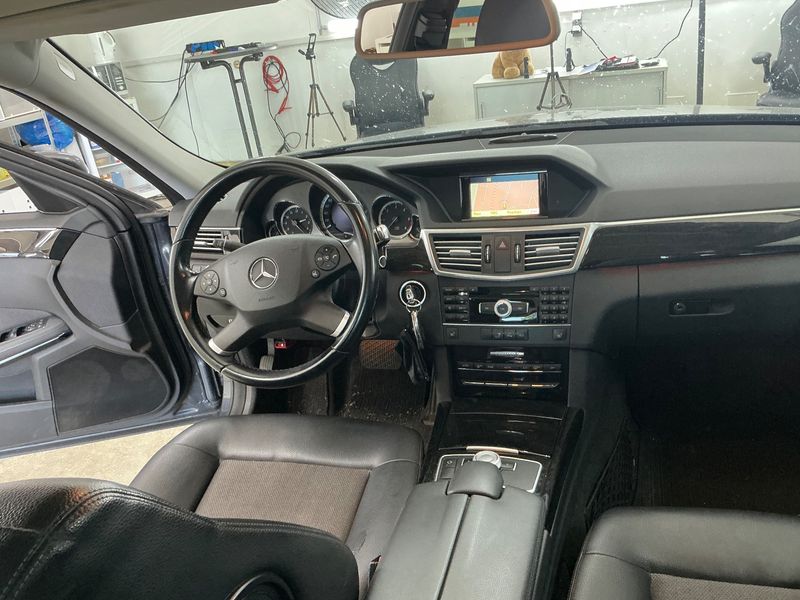 Mercedes-Benz E-Klasse E 220 CDI T BlueEfficiency Avantgarde 2011 – снимка 12