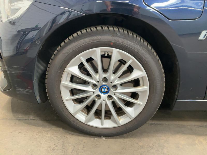 BMW 2er 225xe Active Tourer Advantage 2018 – снимка 3