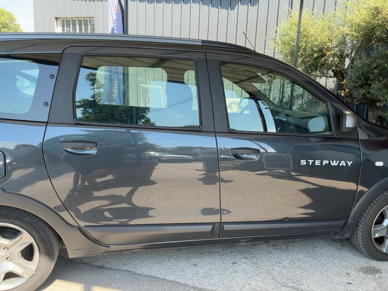 Dacia Lodgy 1.5 Blue dCi Stepway 2020 – снимка 10
