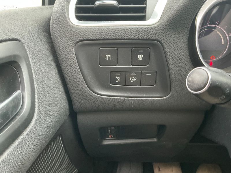 Citroen DS4 1.6 e-HDi Chic 2011 – снимка на щета
