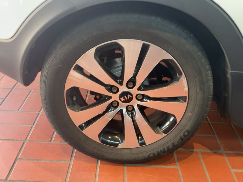 Kia Sportage 2.0 CRDi FIFA World Cup Edition 4WD 2013 – снимка 9