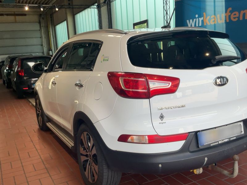 Kia Sportage 2.0 CRDi FIFA World Cup Edition 4WD 2013 – снимка 6
