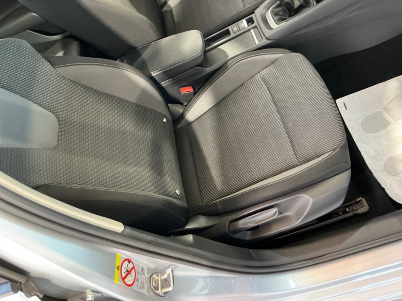 Skoda Octavia 2.0 TDI Executive 2023 – снимка 34