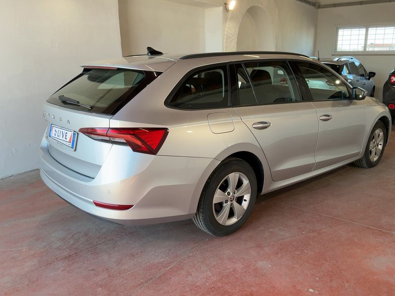 Skoda Octavia 2.0 TDI Executive 2023 – снимка 8